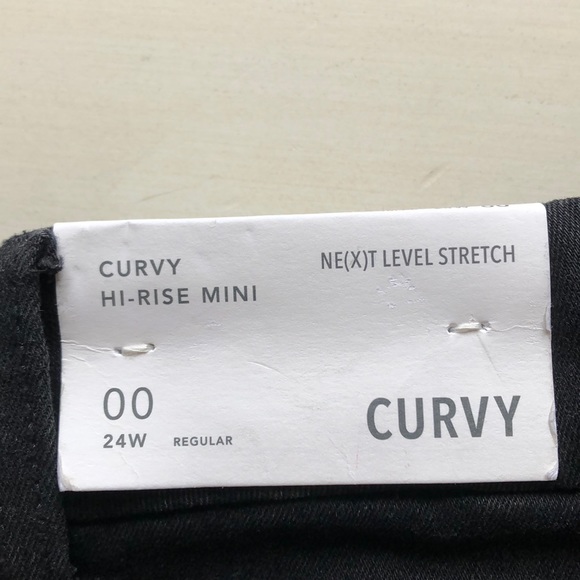 NWT!! American Eagle Black Distressed Denim Skirt - Picture 4 of 6